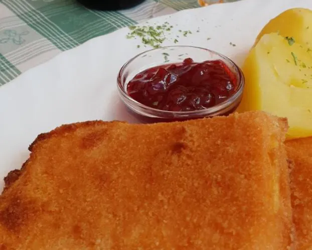 Konukevi Sonnenhof Motorradkrauk 3*