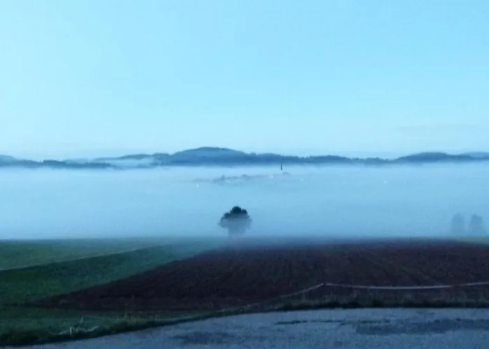 Sonnenhof Motorradkrauk 招待所