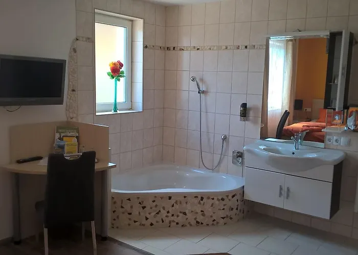 Sonnenhof Motorradkrauk 招待所